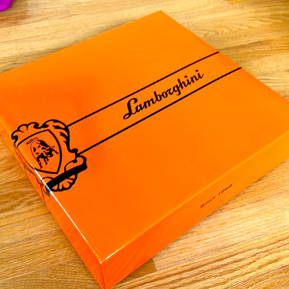 Lamborghini empty wine box